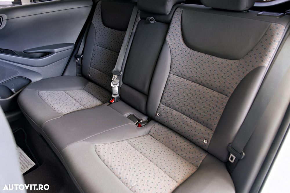 Hyundai IONIQ Style - 21