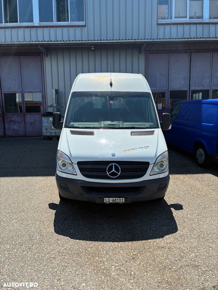 Mercedes-Benz Sprinter - 3