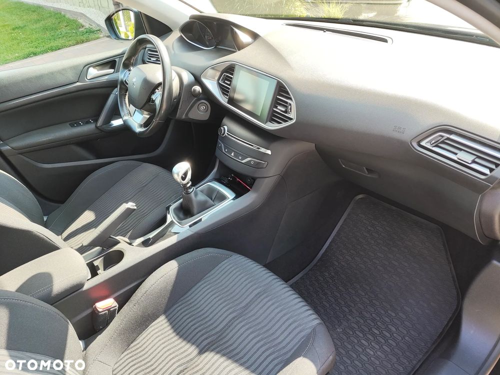 Peugeot 308 1.6 BlueHDi Active S&S - 10