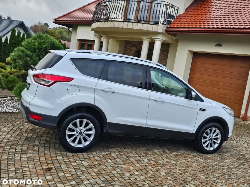 Ford Kuga 2.0 TDCi 4x4 Titanium - 23