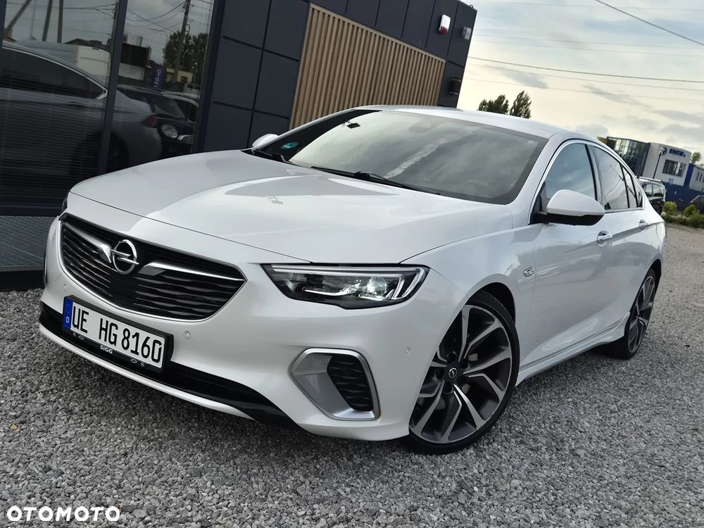 Opel Insignia Sport2.0 Direct InjTurbo 4x4 GSI - 2