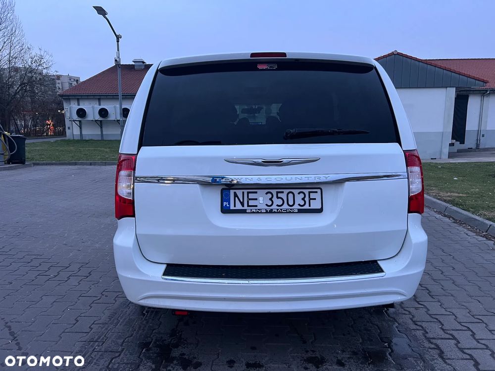 Chrysler Town & Country 3.6 Touring - 4