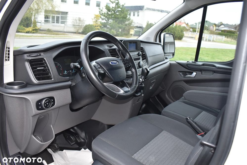 Ford Transit Custom - 23