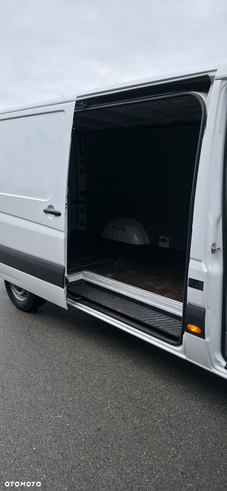 Mercedes-Benz Sprinter - 14