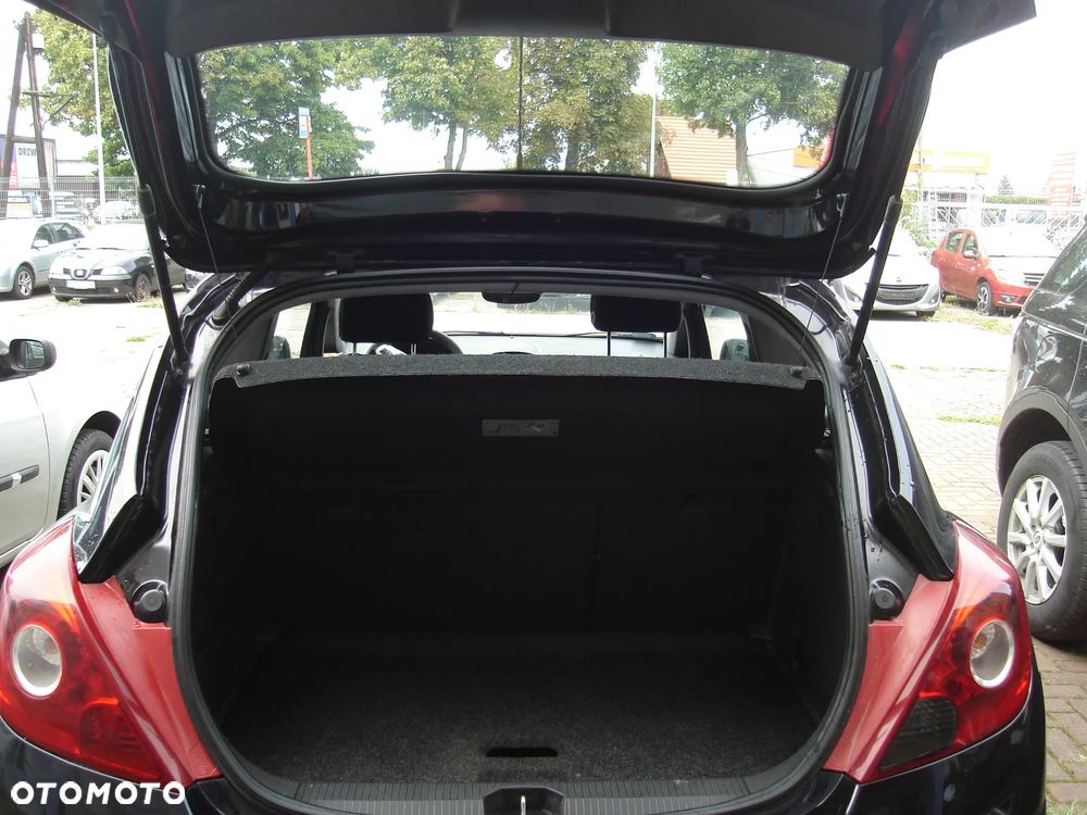 Opel Corsa 1.4 16V Essentia - 16