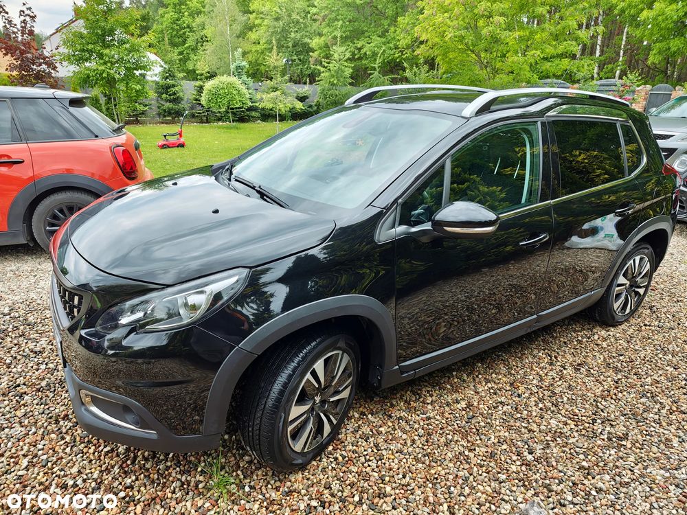 Peugeot 2008 1.2 Pure Tech GPF Allure S&S EAT6 - 4