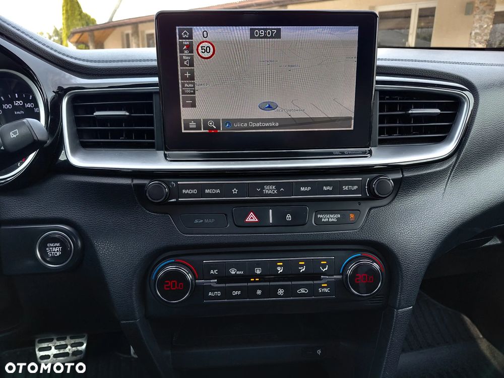 Kia ProCeed 1.6 CRDi GT Line DCT - 30