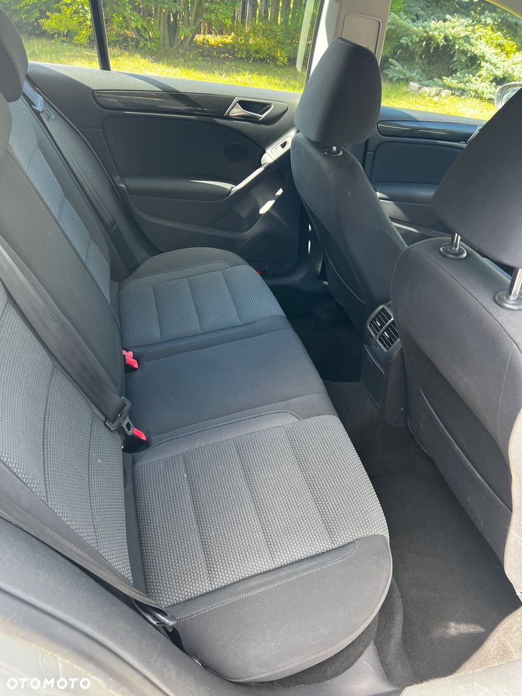 Volkswagen Golf 1.6 TDI Comfortline - 11