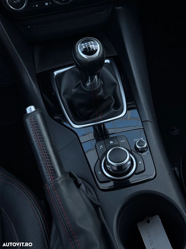 Mazda 3 G120 Revolution Top - 25