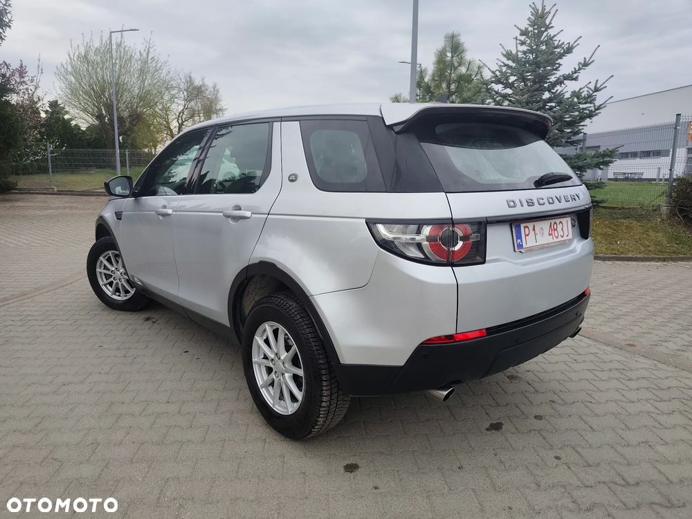 Land Rover Discovery Sport D150 HSE - 10