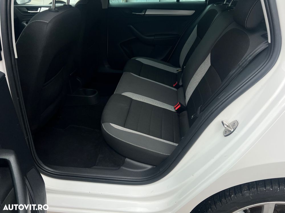 Skoda RAPID 1.4 TDI DSG Clever - 16