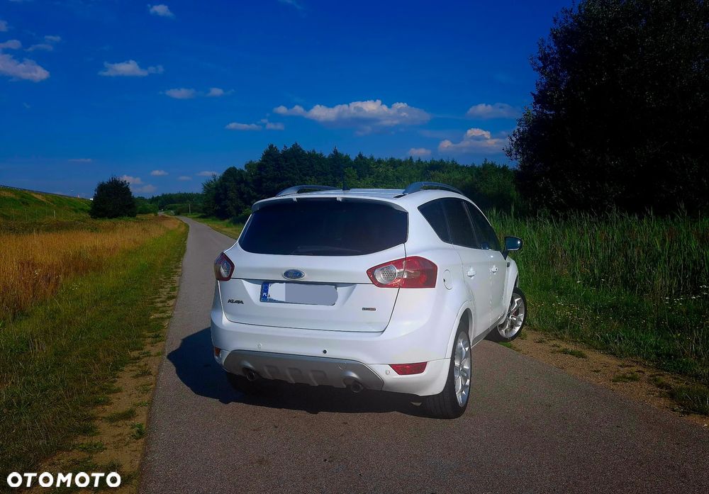 Ford Kuga 2.0 TDCi 4x4 Titanium - 16