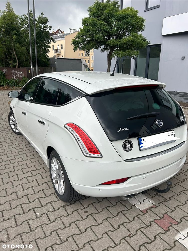 Lancia Delta 1.6 MJ Silver - 4