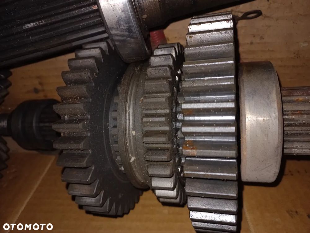 FIAT 680,780,880,skrzynia,koło zębate,przesówka,przyspieszacz,70-90,80-80,F100,F110,F115,F120,F130,F140,podnośnik,zwolnica,most,atak - 2