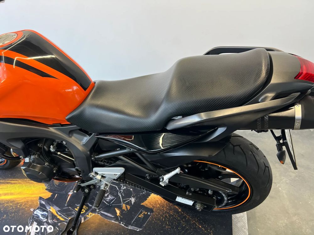 Yamaha FZ6 - 14