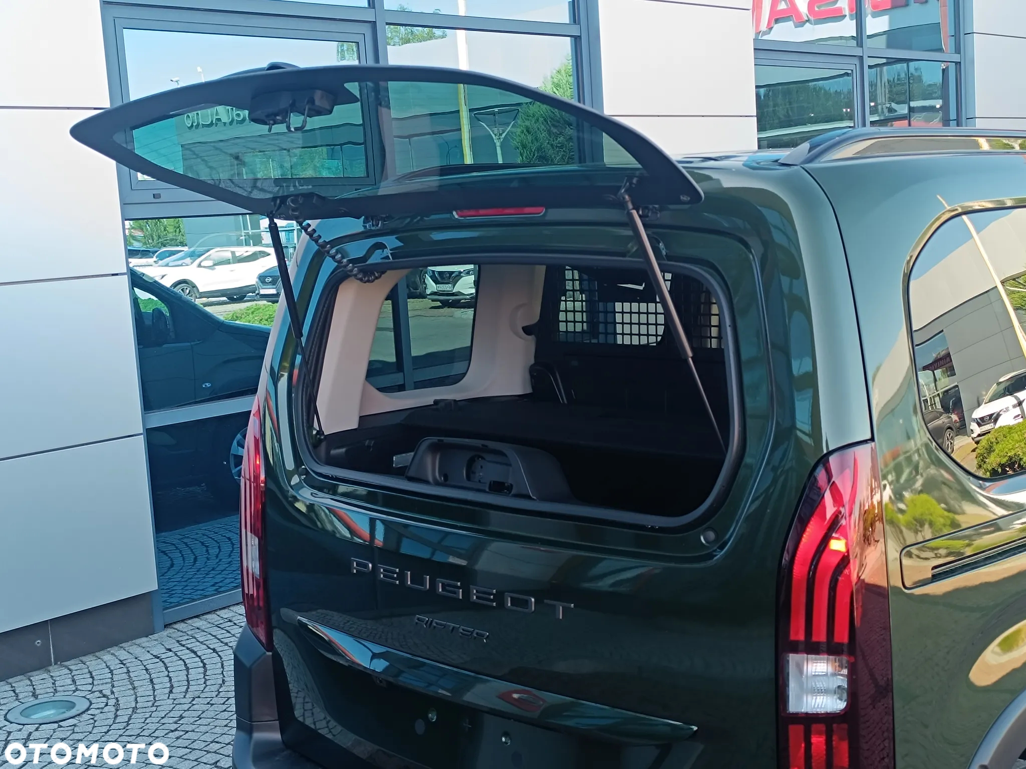 Peugeot Rifter MPV 1.5 BlueHDI Allure S&S N1 - 17