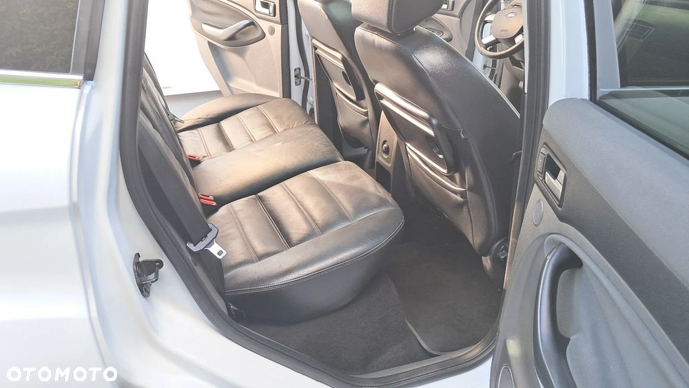 Ford Kuga 2.0 TDCi 4WD Titanium Plus - 5