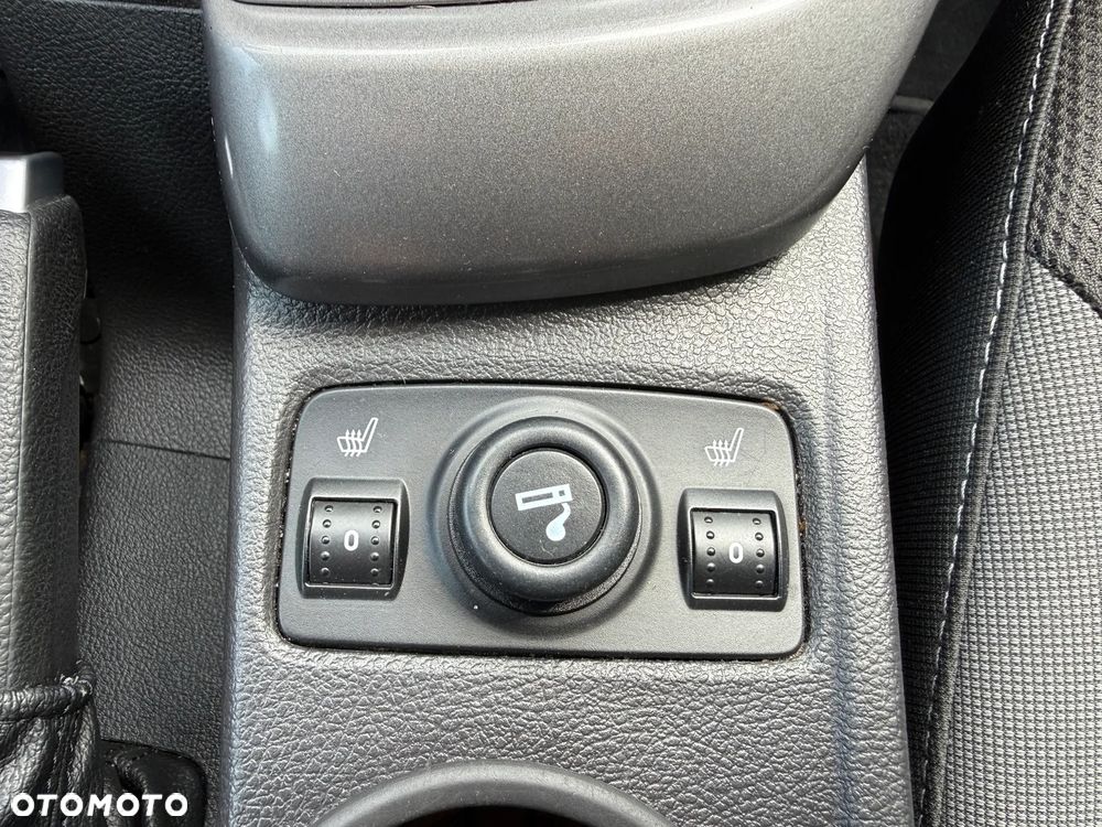 Ford Focus - 33