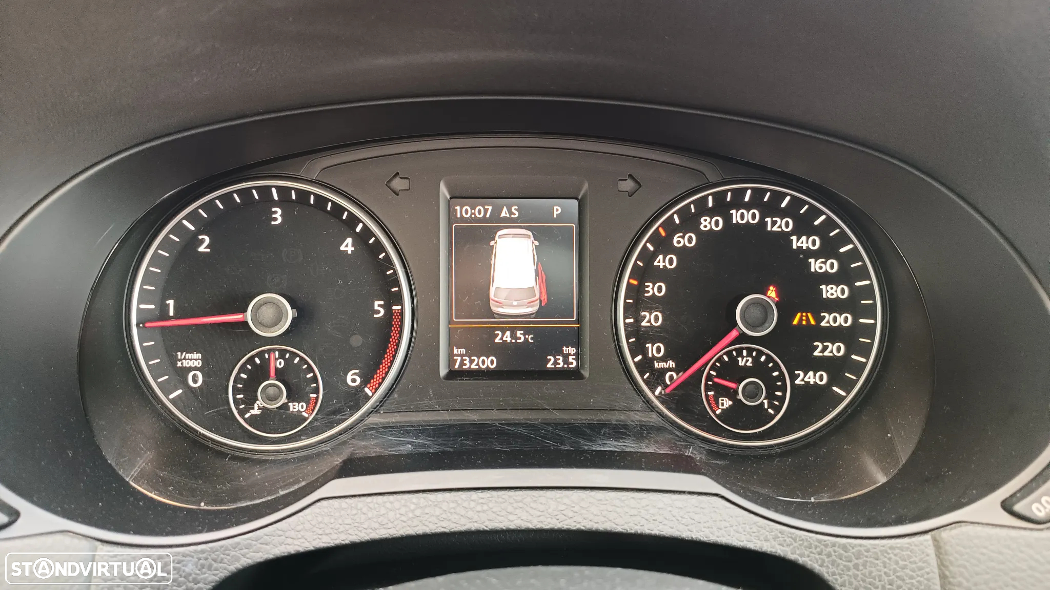 VW Sharan 2.0 TDI Highline DSG - 27