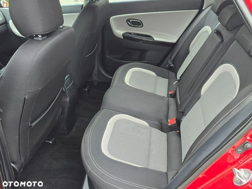Kia Ceed - 17