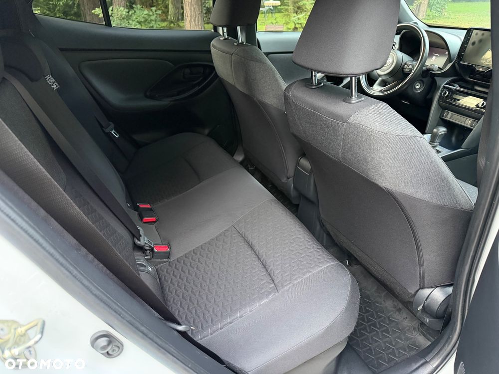 Toyota Yaris Hybrid 1.5 Selection Style - 12