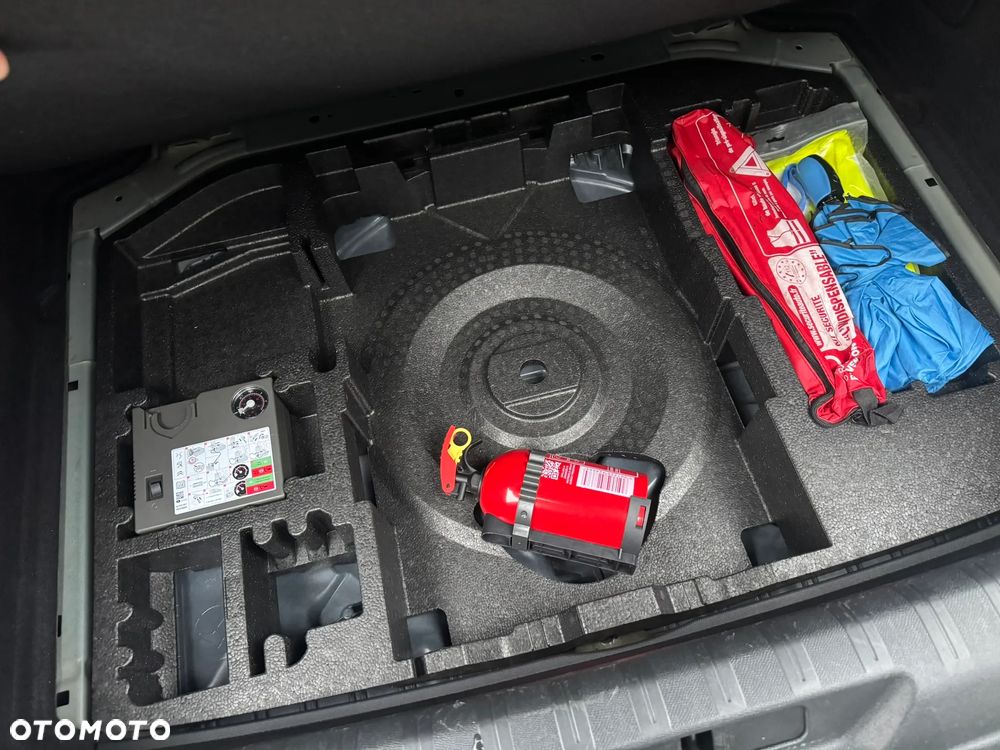 Peugeot 308 BlueHDi FAP 100 Stop & Start Active - 17