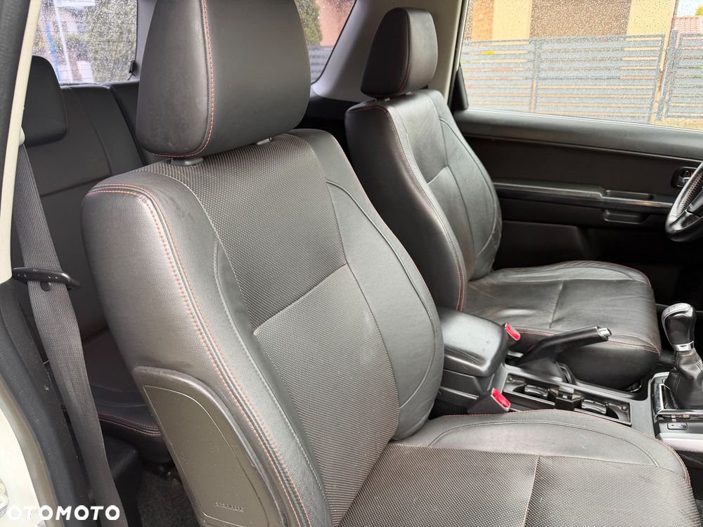 Suzuki Grand Vitara 1.6 Black&White - 37