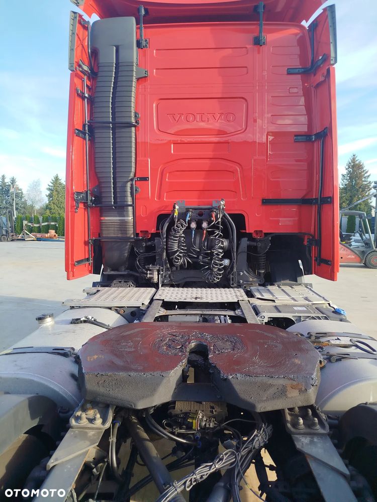 Volvo - 9