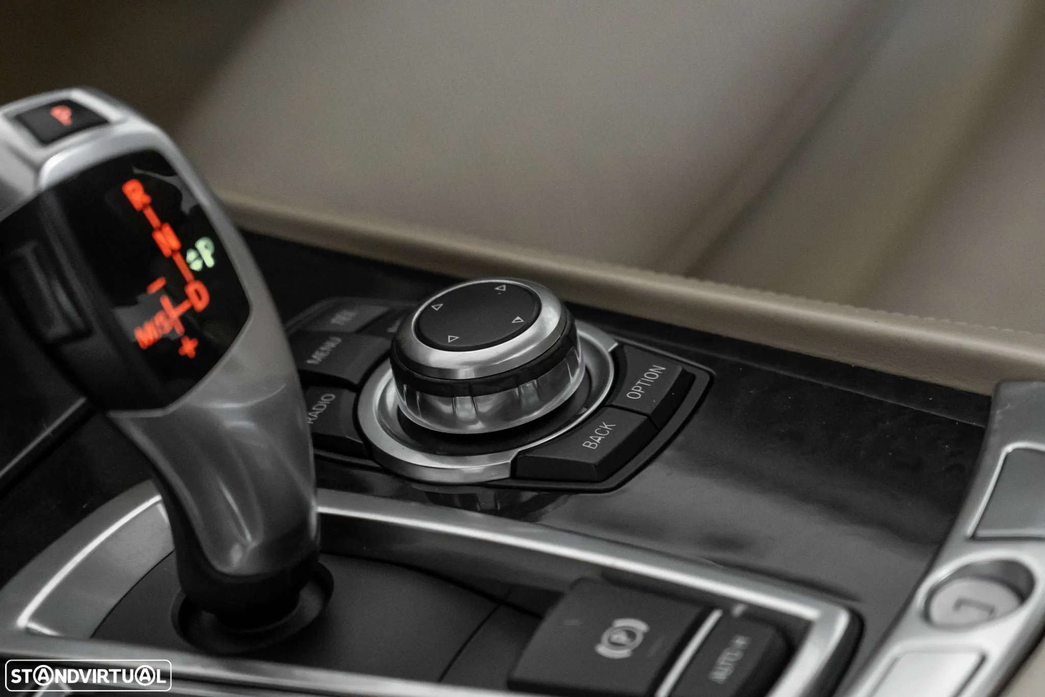 BMW 740 d - 10