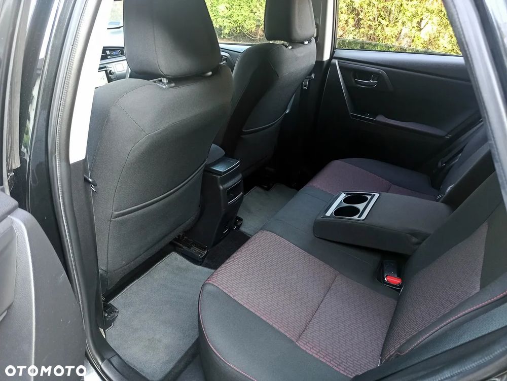 Toyota Auris 2.0 D-4D Executive - 21