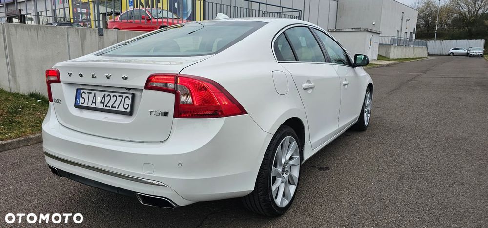 Volvo S60 - 13