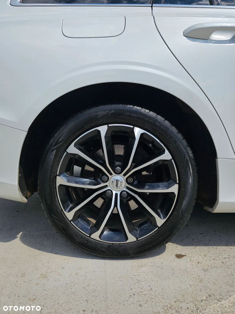 Volvo V60 D3 Momentum Pro - 16