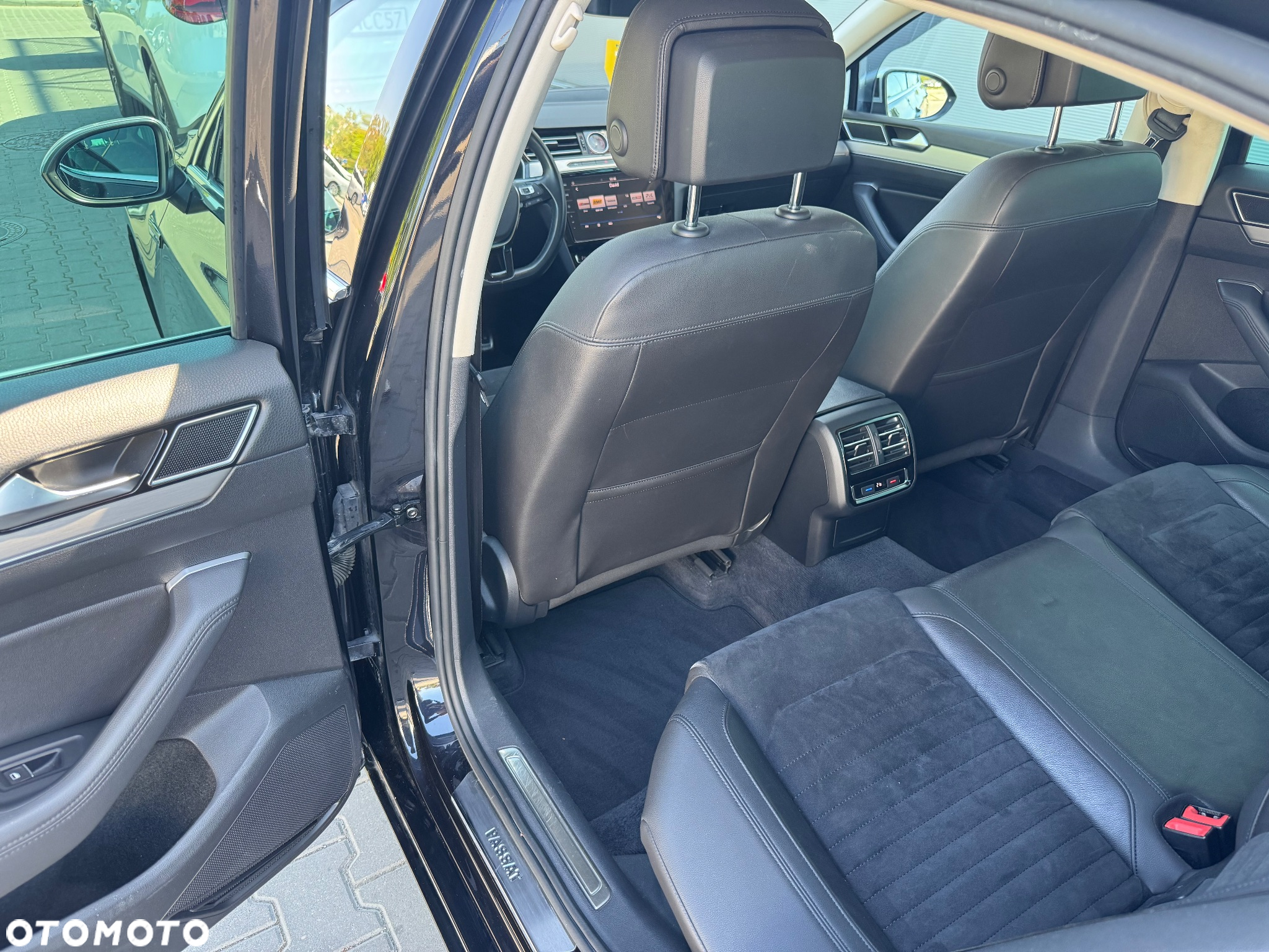 Volkswagen Passat 1.8 TSI BMT Highline DSG - 18