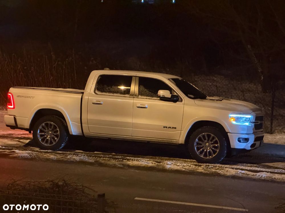 RAM 1500 5.7 eTorque Crew Cab Shortbed Laramie Sport - 16