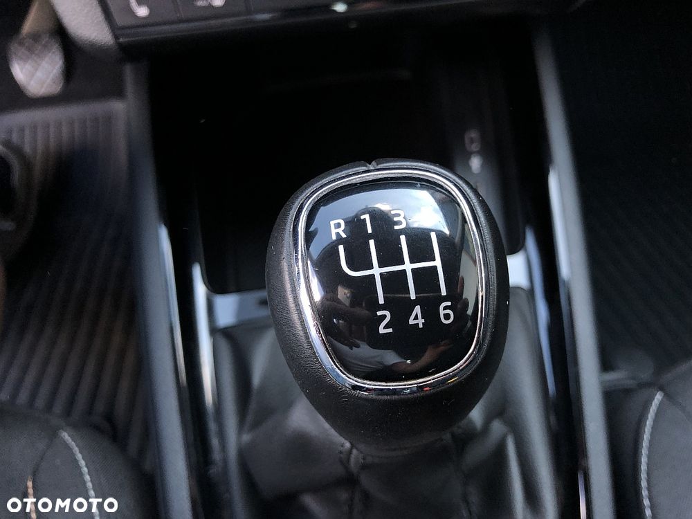 Skoda Kamiq 1.0 TSI Style - 24