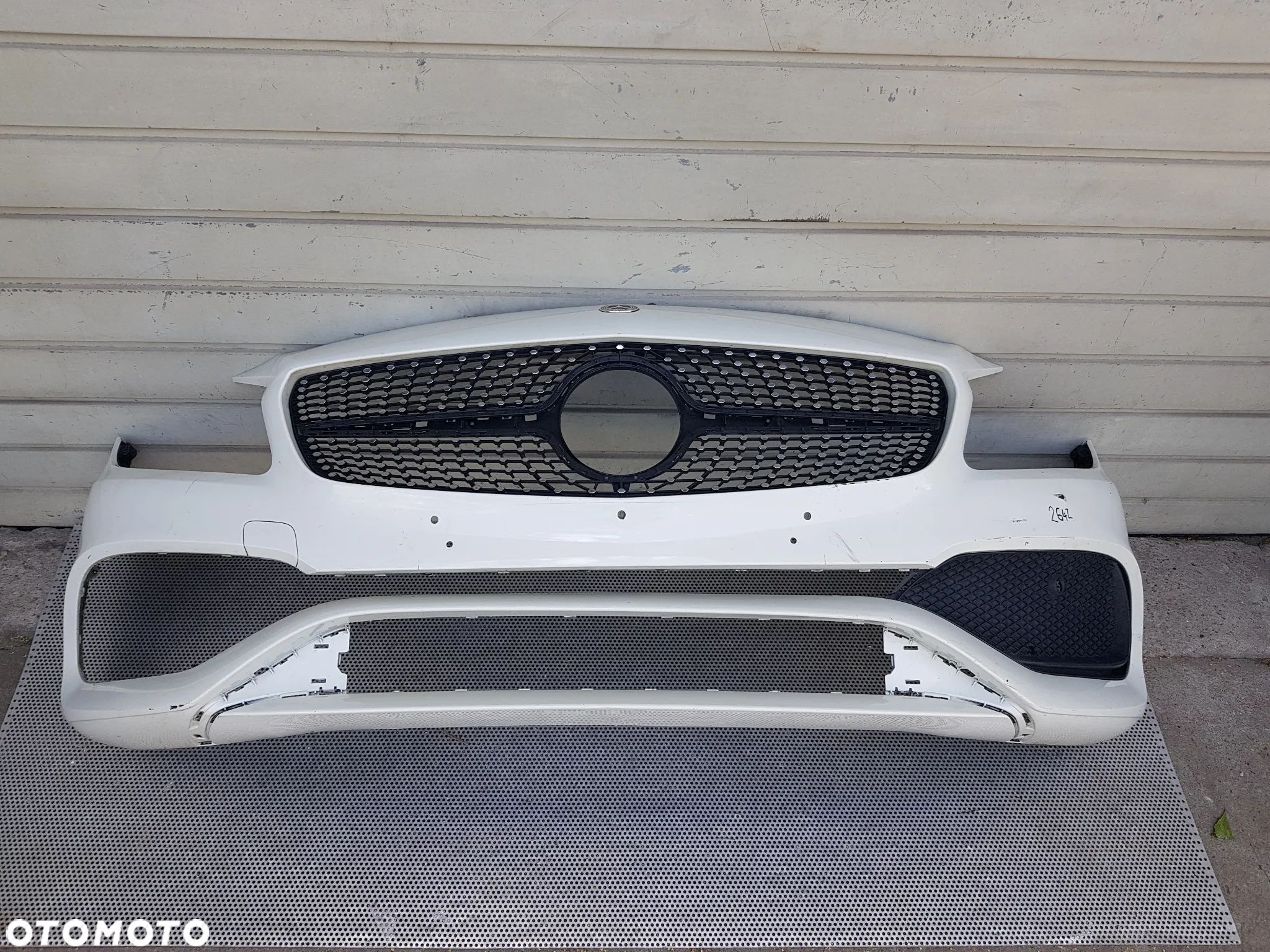 Mercedes W176 A AMG LIFT Zderzak Przód Przedni Grill - 1