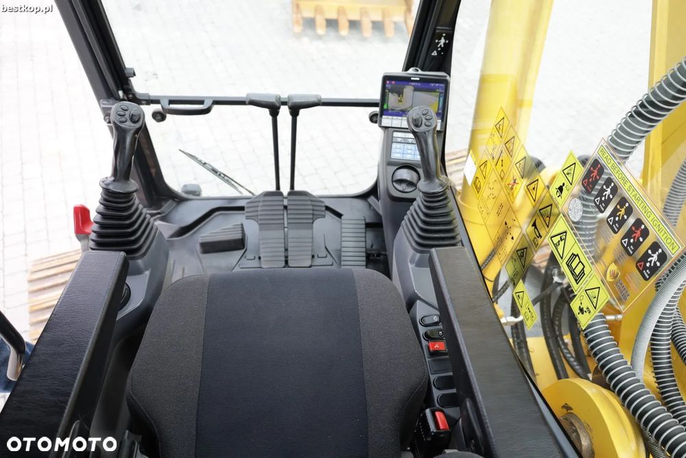 Komatsu PC210LC-11 - 20