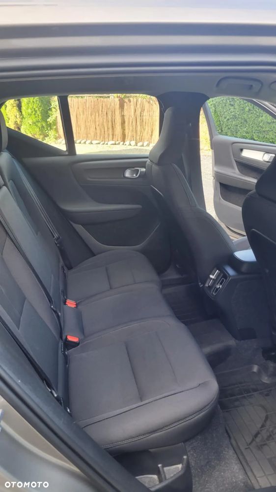 Volvo XC 40 - 9