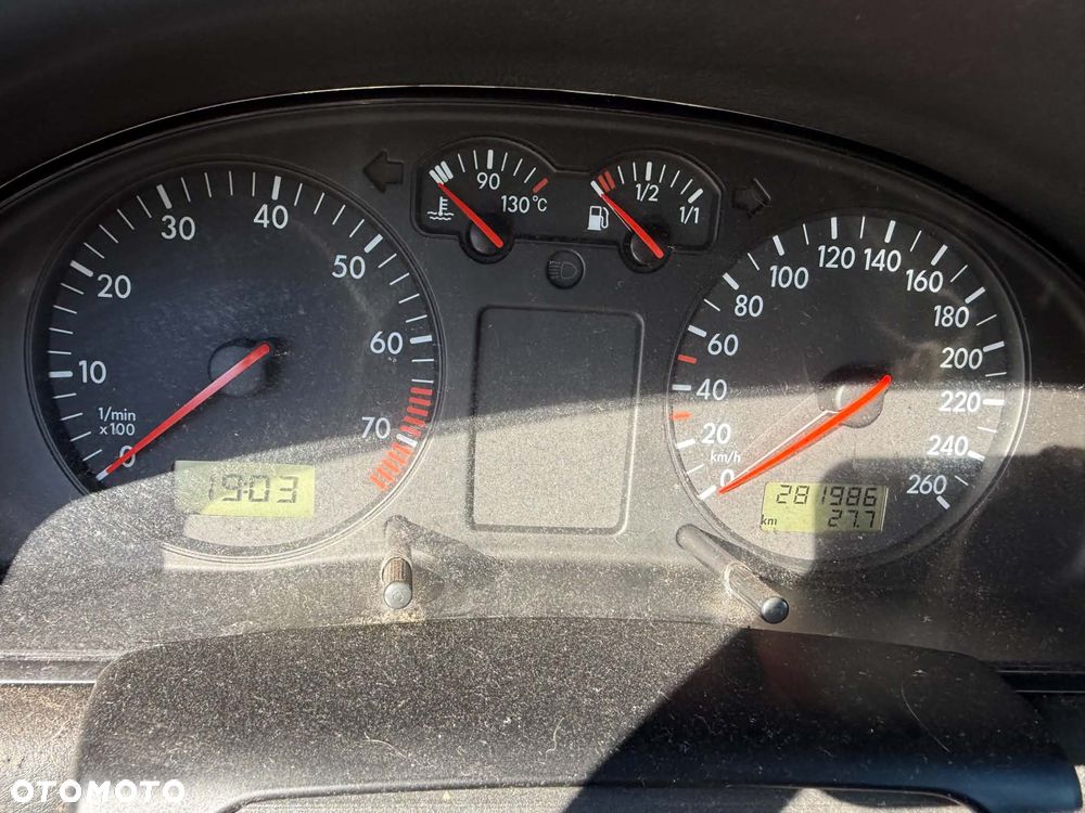 Volkswagen Passat - 6
