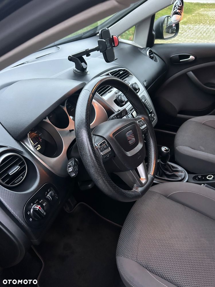 Seat Altea XL 2.0 TDI DPF Stylance - 9