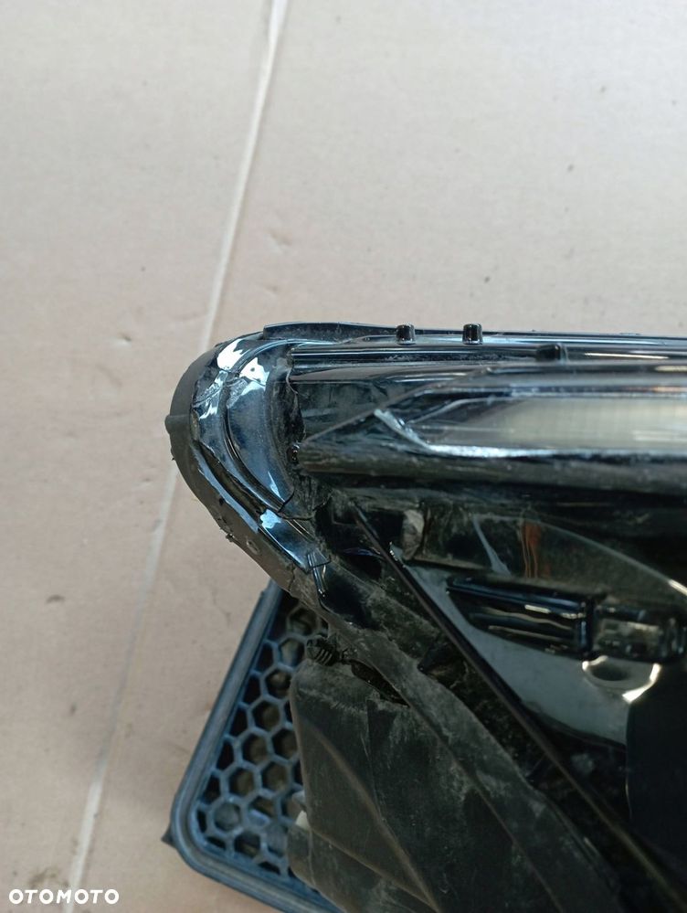 VW TOUAREG III LAMPA PRAWA PRZÓD PRZEDNIA 761941082 - 6