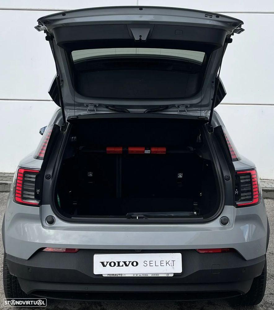 Volvo EX30 69 kWh Single Motor Extended Range Core - 13