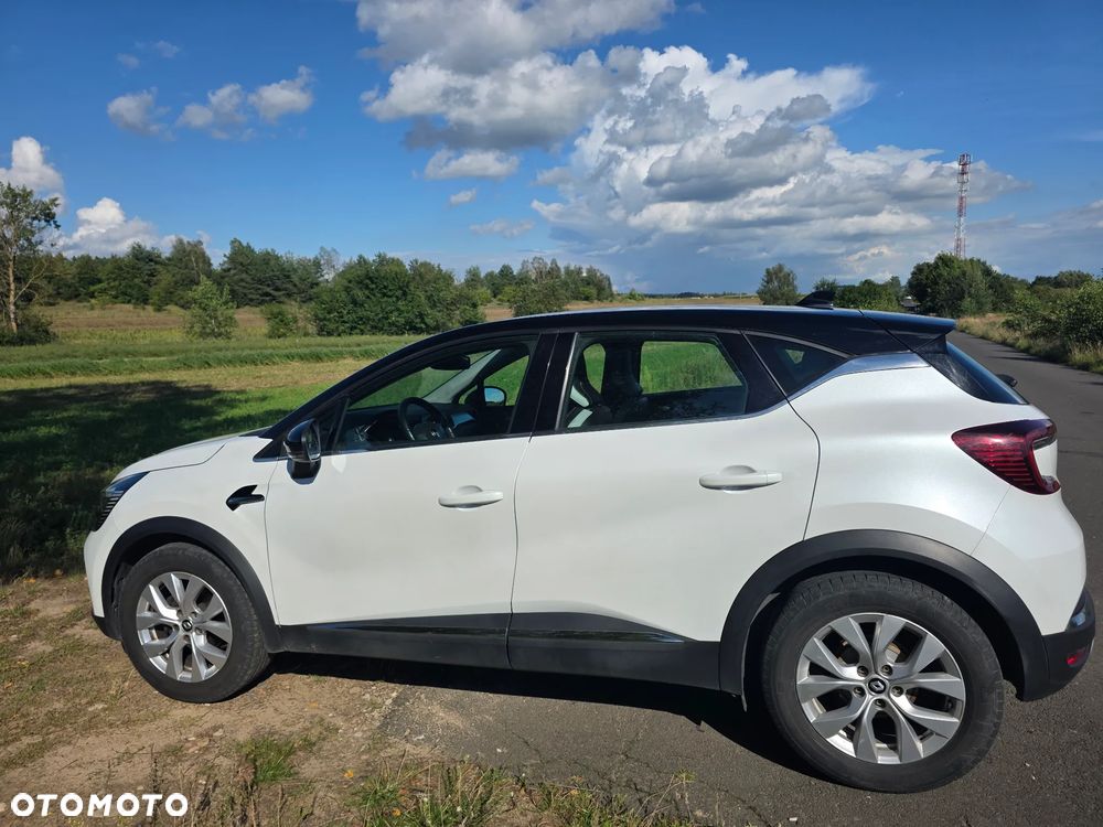 Renault Captur 1.3 TCe mHEV Intens - 4