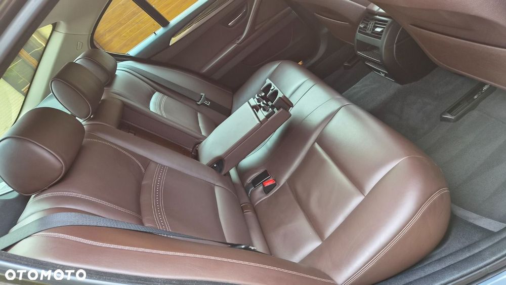 BMW Seria 5 - 29