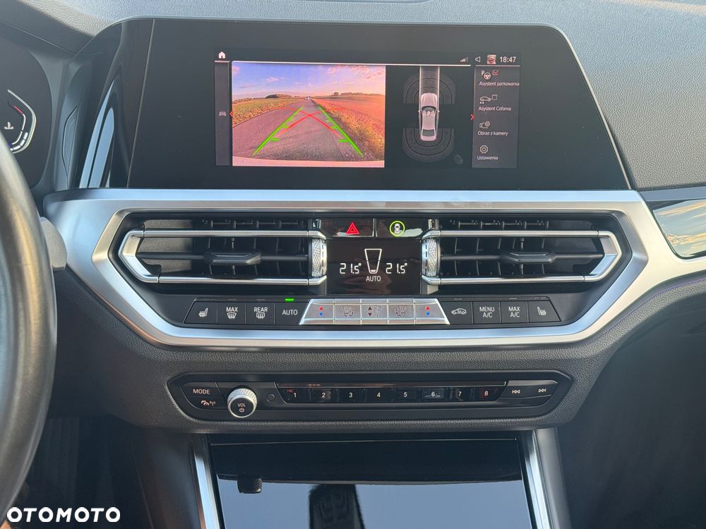 BMW Seria 3 318i Sport Line sport - 25