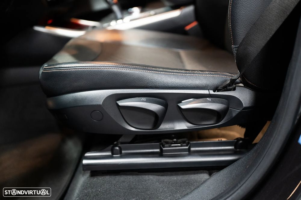 BMW X4 20 d xDrive XLine Auto - 37