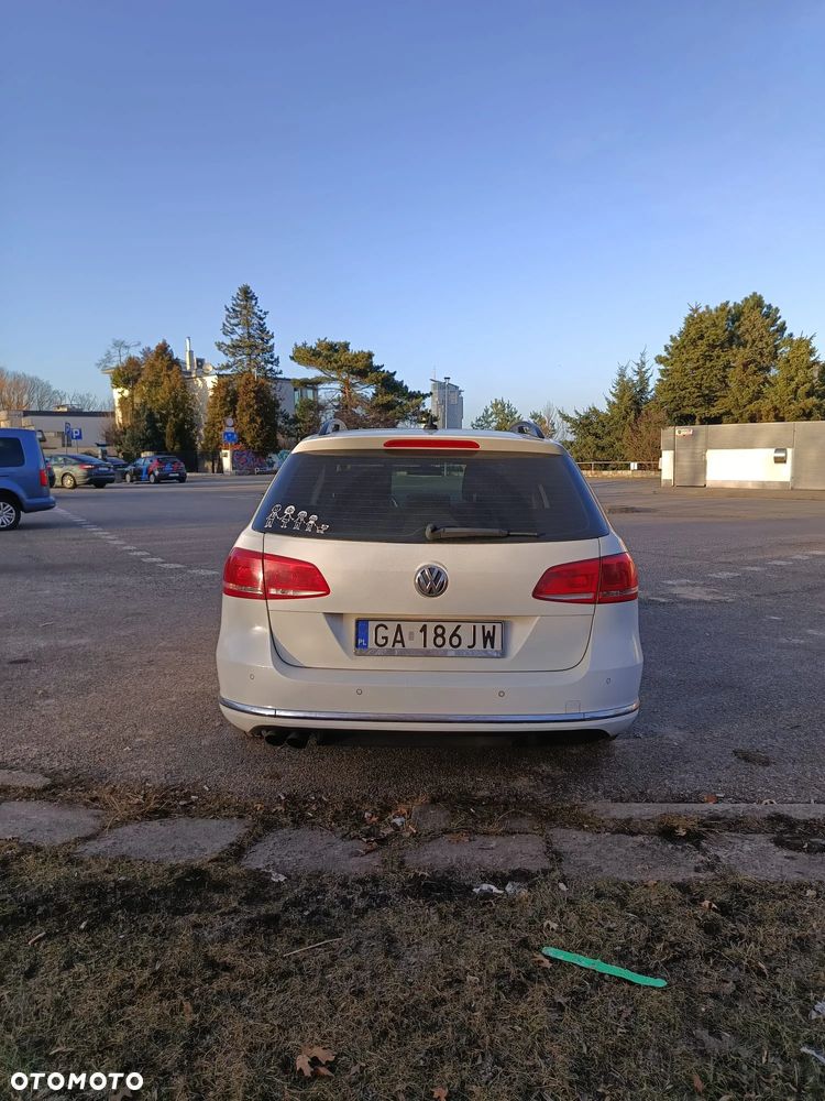 Volkswagen Passat 2.0 TDI Comfortline - 3