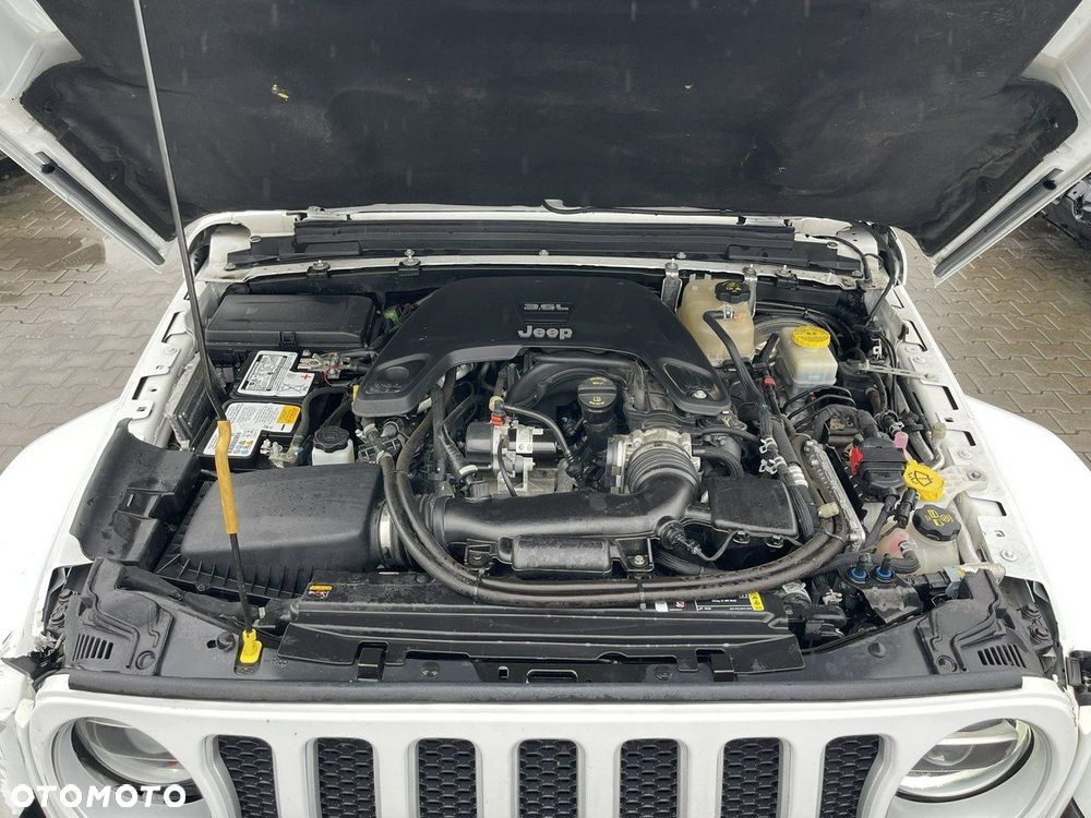 Jeep Wrangler - 15