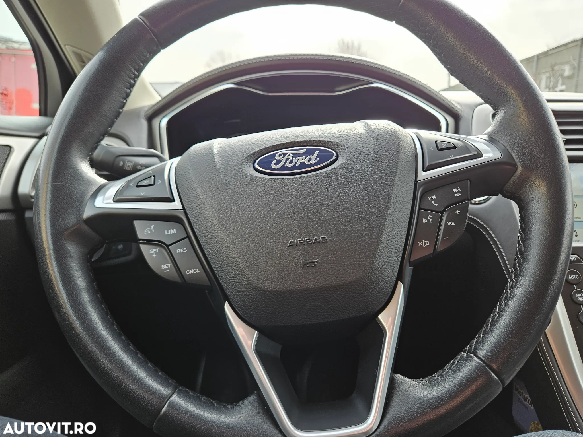 Ford Mondeo Vignale 2.0 TDCi Powershift AWD - 16
