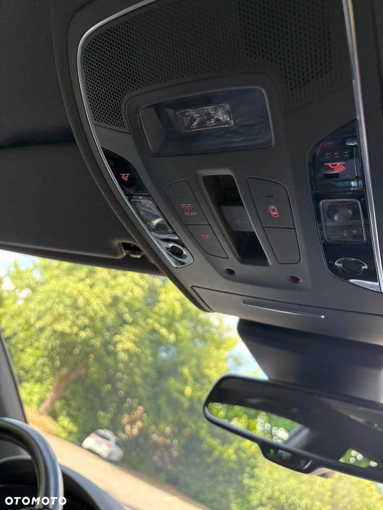 Audi S7 Sportback Standard - 33